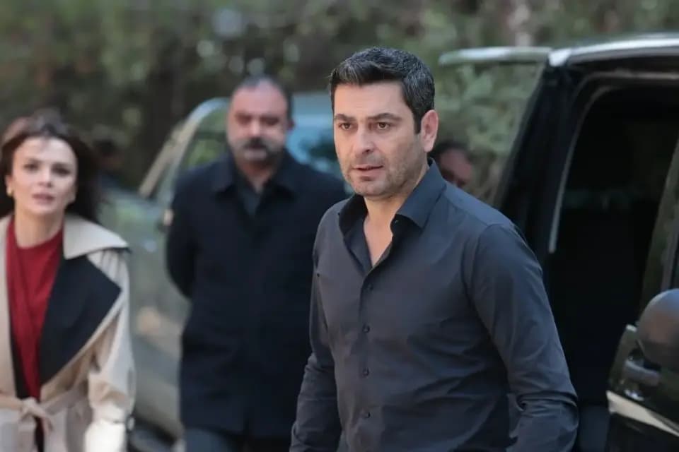 شهر دور - قسمت 62