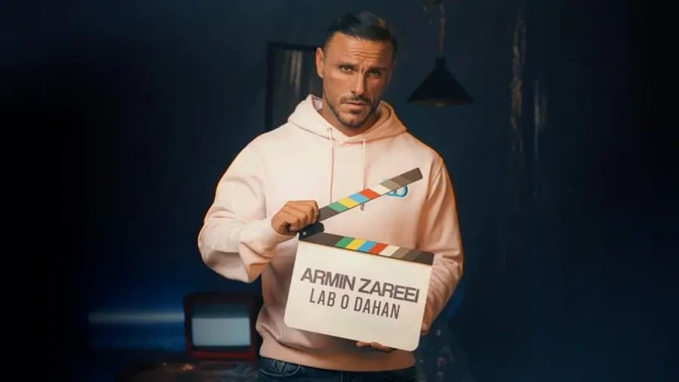 watchMovieAlt
